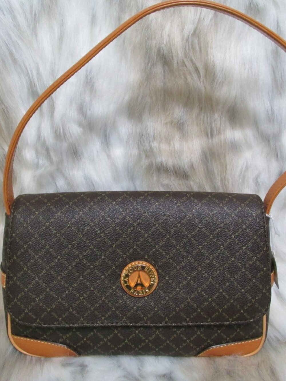 P3218-La Tour Eiffel Vintage Monogram Chic French Brown Tan Leather Shoulder Bag